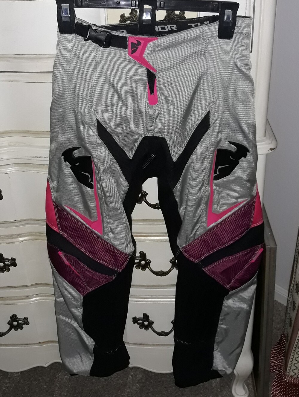 THOR Phase S7 Women's Gray, Pink, and Black Motocross Riding Pants Size 3/4